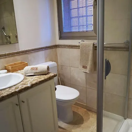 Adjona - 2 Bedroom With Large Terrace And Ocean Views 아파트